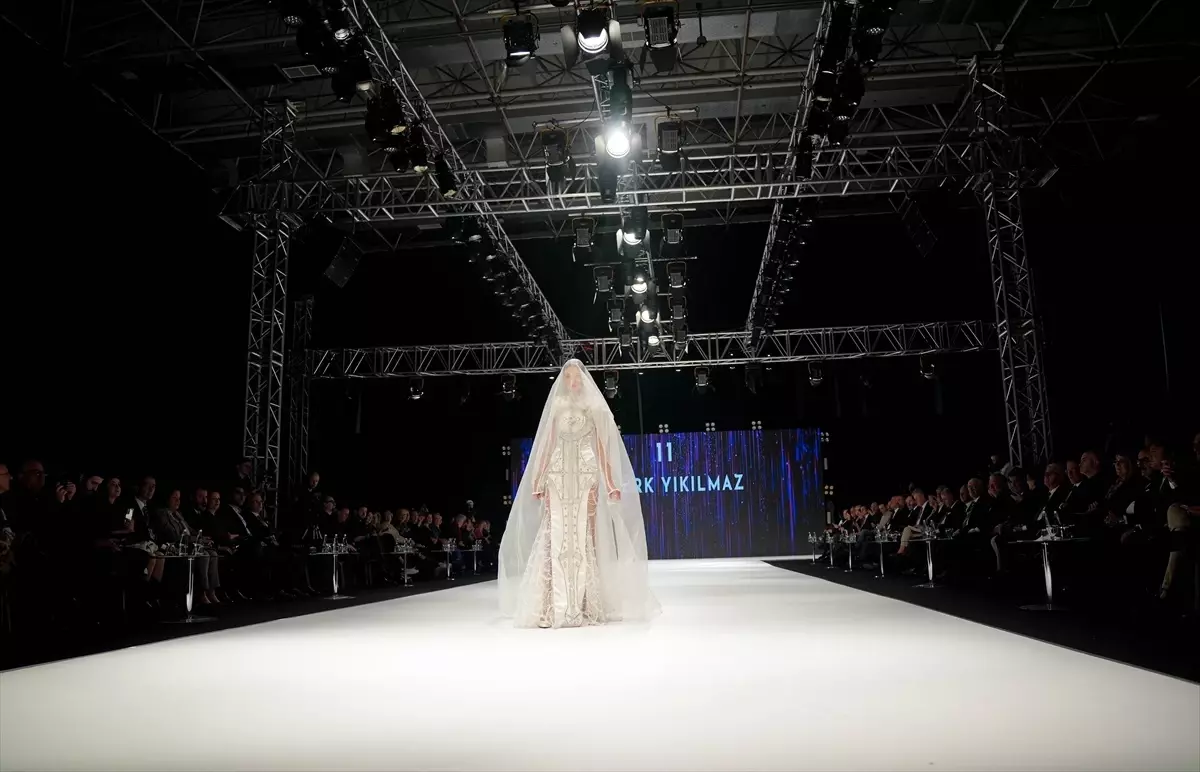 IF Wedding Fashion İzmir Fuarı Açıldı